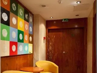 Hotel S16 3*