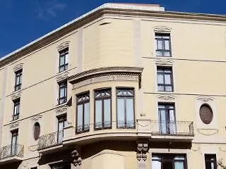 S16