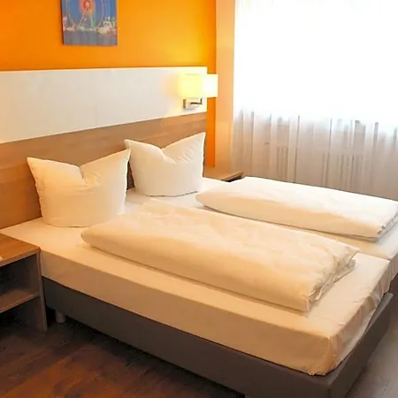 S16 3* Münih